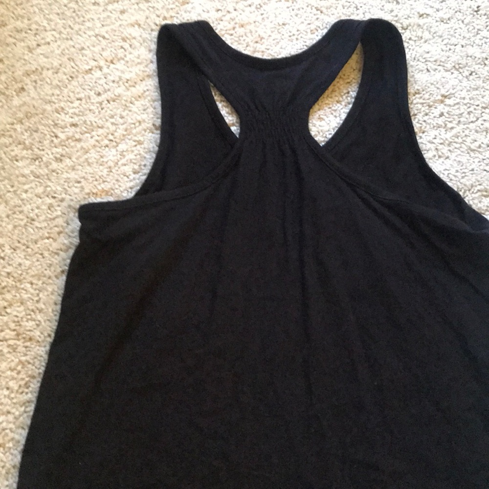 Black tank top - Picture 2 of 2